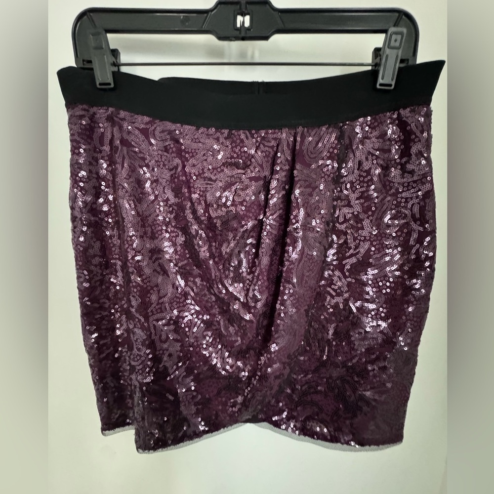 NWT BCBGMaxAzria Joanne Floral Garden Purple Port Sequin Wrap Skirt Size Small